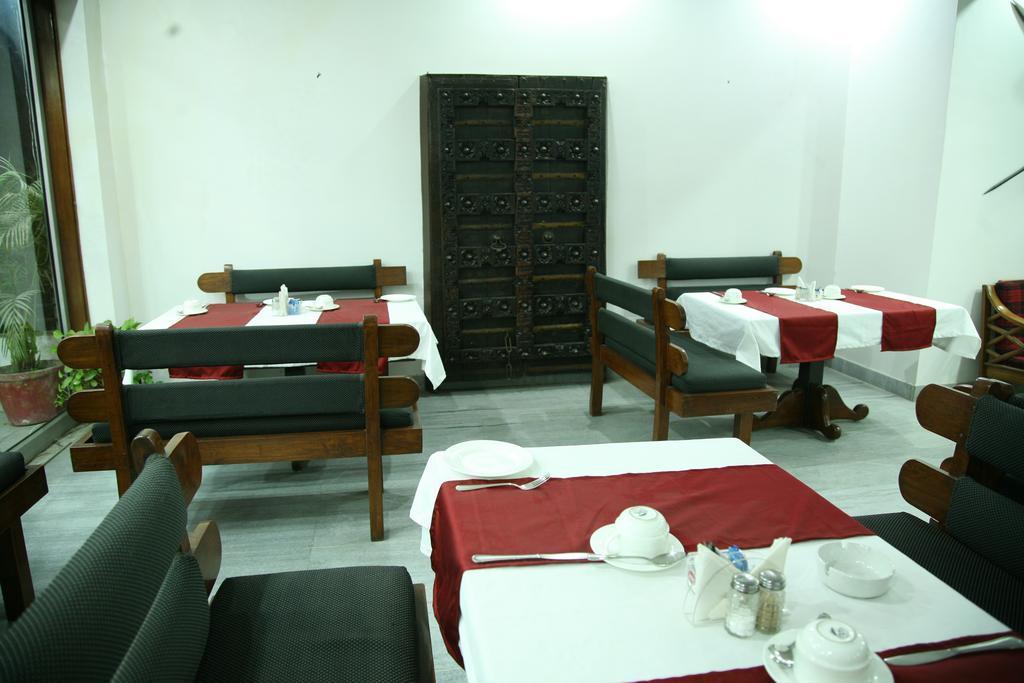The Royal Residency Hotel Nueva Delhi Exterior foto